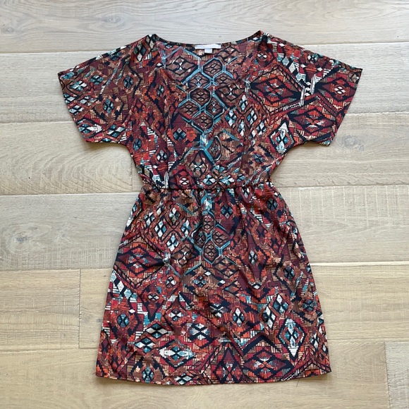 Beautiful pattern Forever 21 dress - Picture 3 of 6